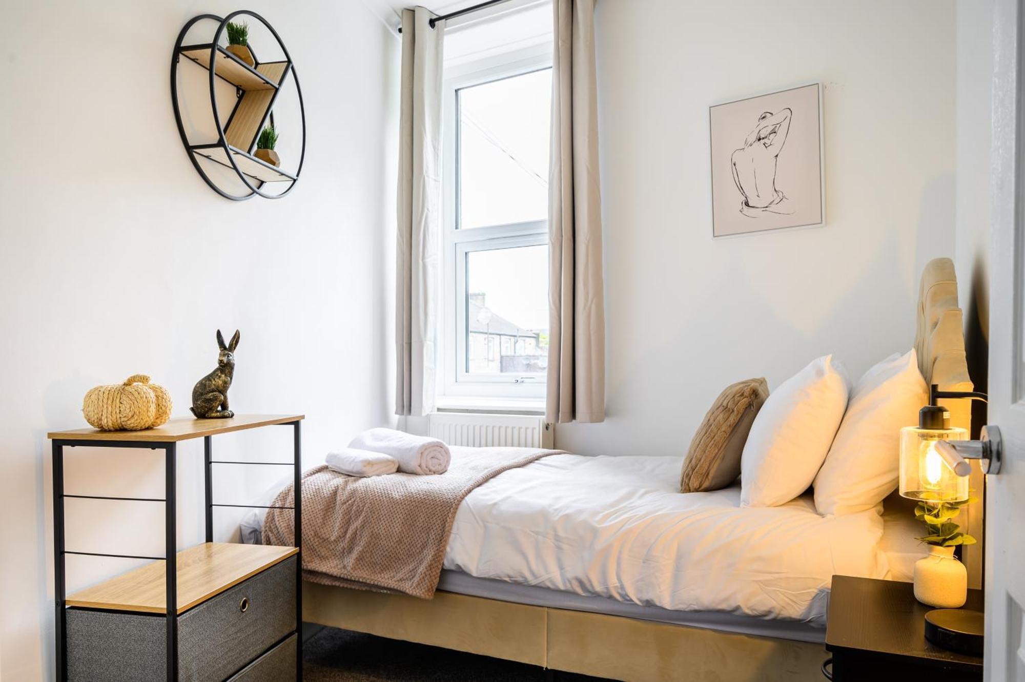 Stunning House Sleeps 7 - Parking Villa บักซ์ตัน ภายนอก รูปภาพ